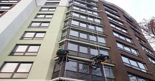 Установка крыши на балкон Юбилейный цена от 1032 руб. м/2.